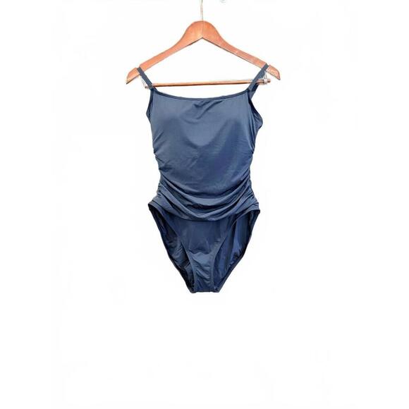 La Blanca Island Godess One Piece Swimsuit NWOT - Picture 5 of 11